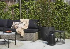 Capi Bloempot Bol Urban Smooth NL - D54 X H52cm - Zwart 5 Capi Bloempot Bol Urban Smooth NL - D54 X H52cm - Zwart -Tuinplantenwinkel pot bol smooth nl 54x52 zwart bloempot 6 9